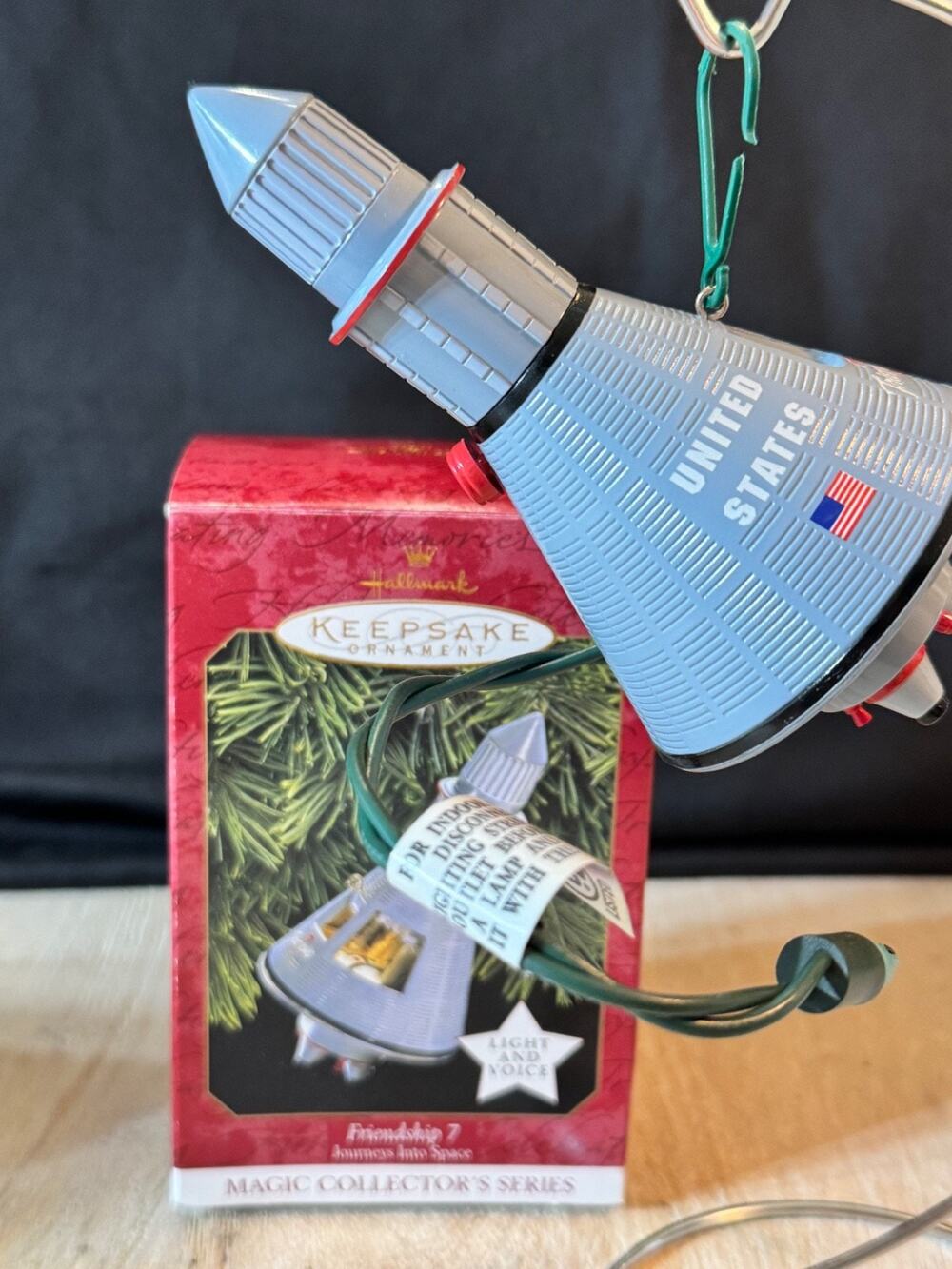 1997 Hallmark Keepsake Ornament Friendship 7 Journeys into Space Series 2 TESTED